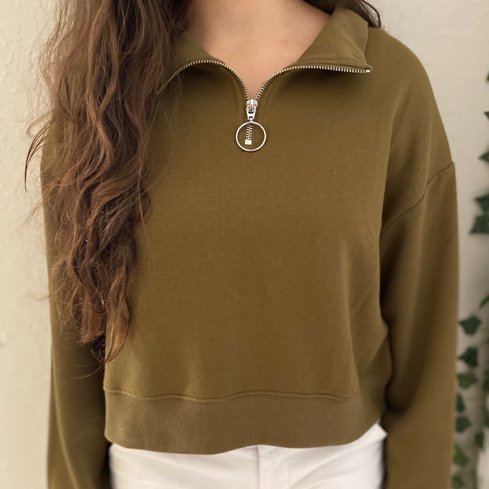 H&M Cropped Sweatshirt